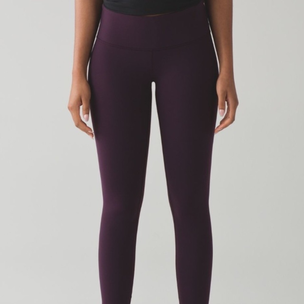Lululemon Luon WunderUnders SZ 6 Dark Purple USED